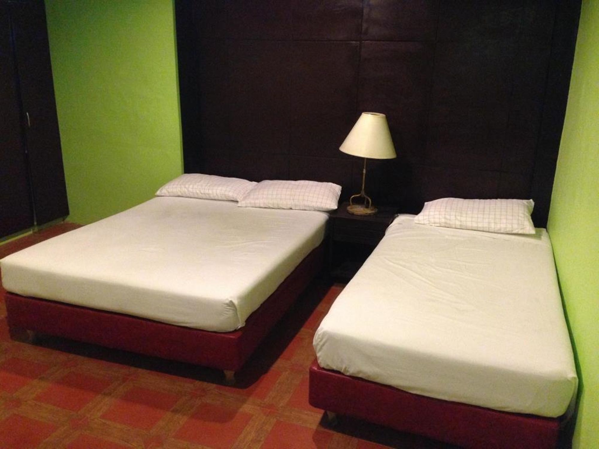 Sun Moon Poolside Hotel Angeles Exterior foto